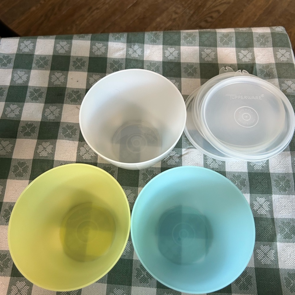 Vintage Tupperware Multi-Color refrigerator bowls, 3 in set. Never used. - Picture 5 of 6